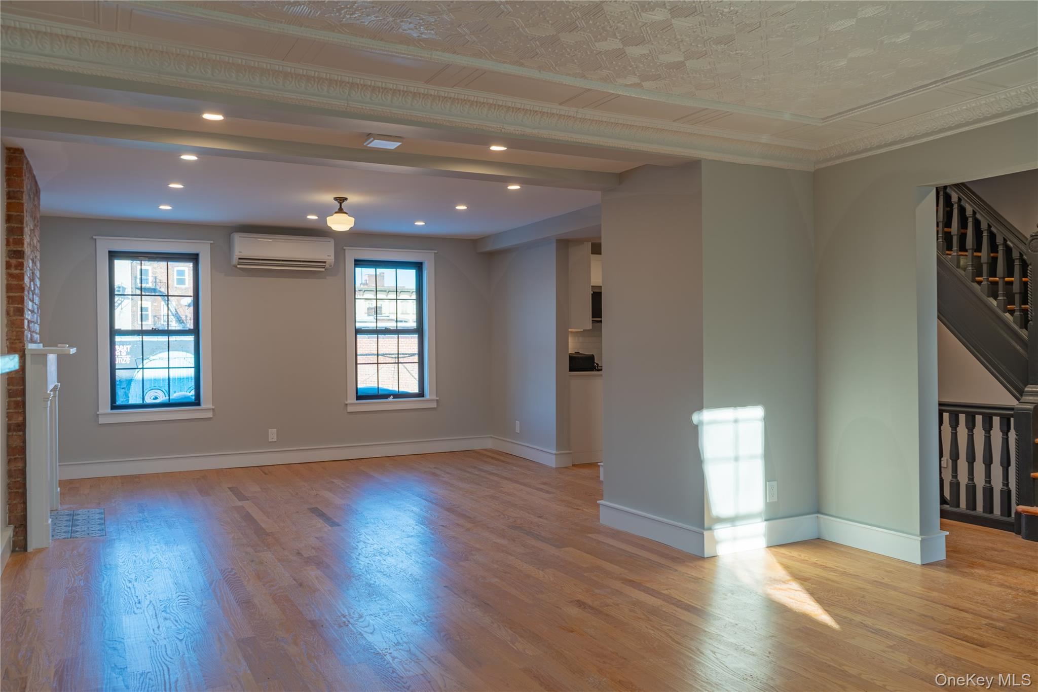 85 Cannon Street, Unit 2 Poughkeepsie, NY 12601 - Photo 4 of 27