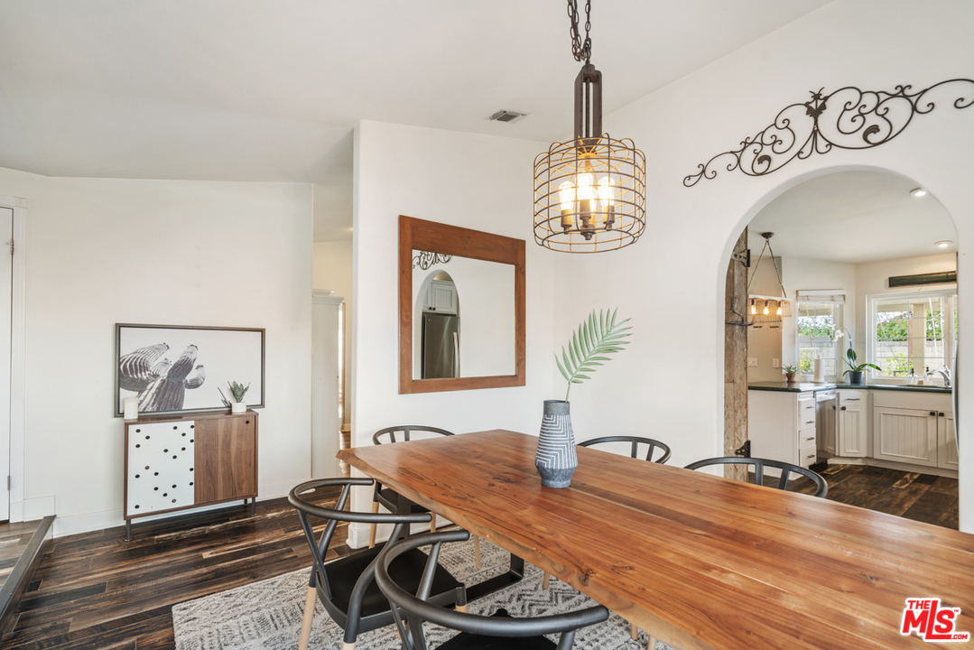 4367 Laurelhurst Road Moorpark, CA 93021 - Photo 14 of 19