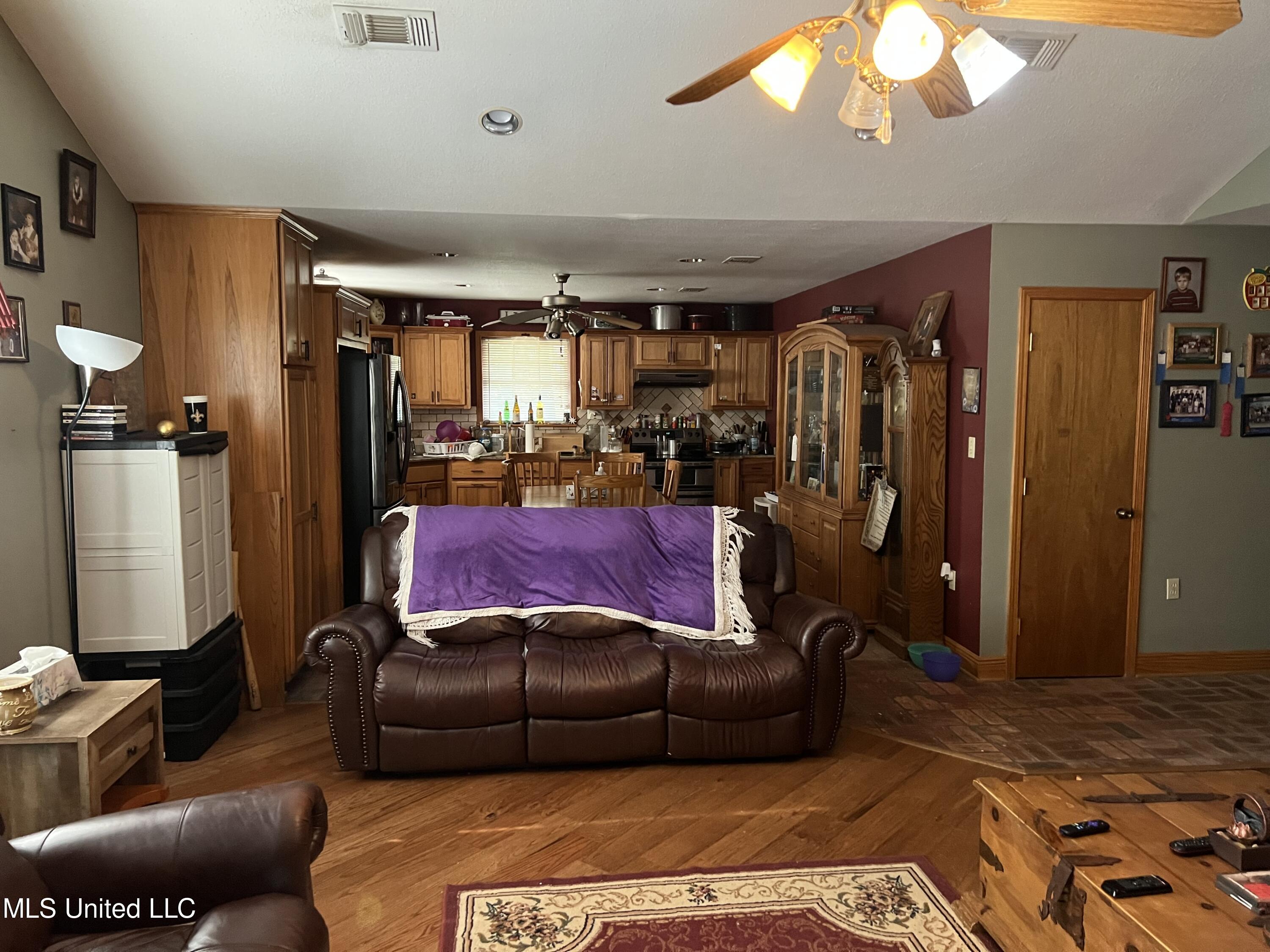 55 East K V Road Perkinston, MS 39573 - Photo 6 of 18 IMG-2106