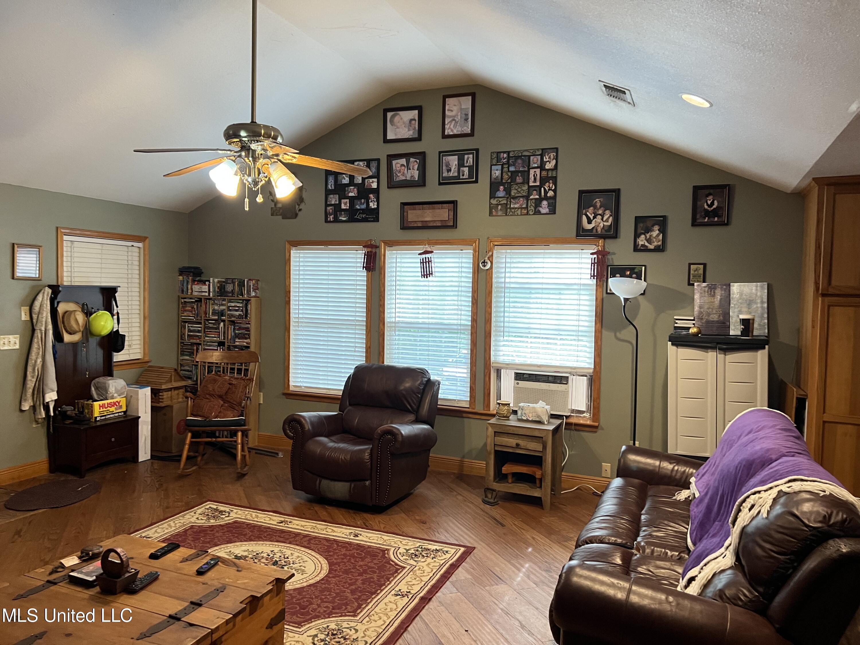 55 East K V Road Perkinston, MS 39573 - Photo 7 of 18 IMG-2134