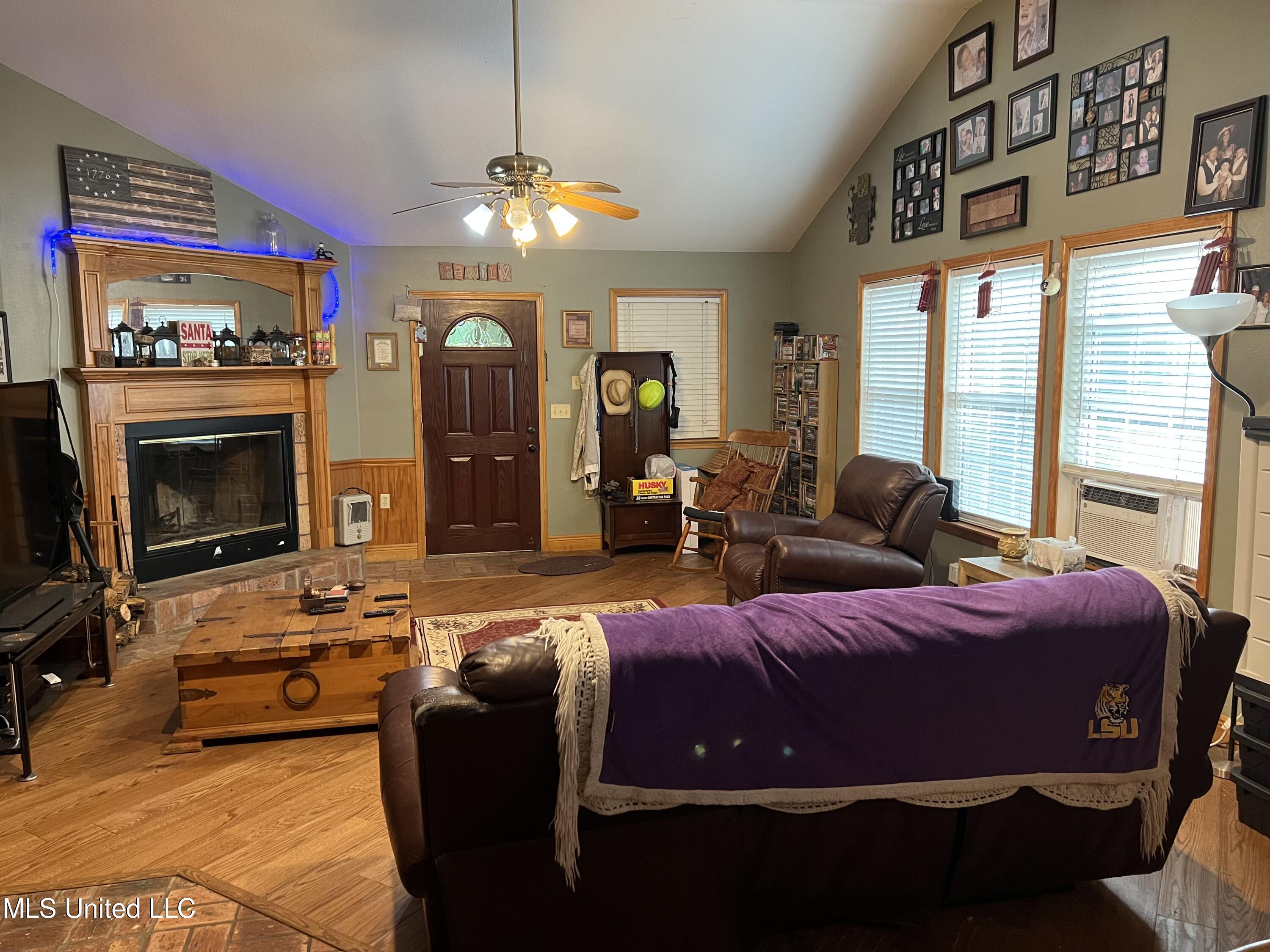 55 East K V Road Perkinston, MS 39573 - Photo 10 of 18 IMG-2119