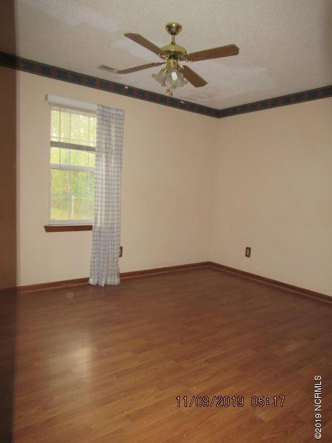 127 Falcon Crest Road Jacksonville, NC 28540 - Photo 8 of 17 IMG_5858