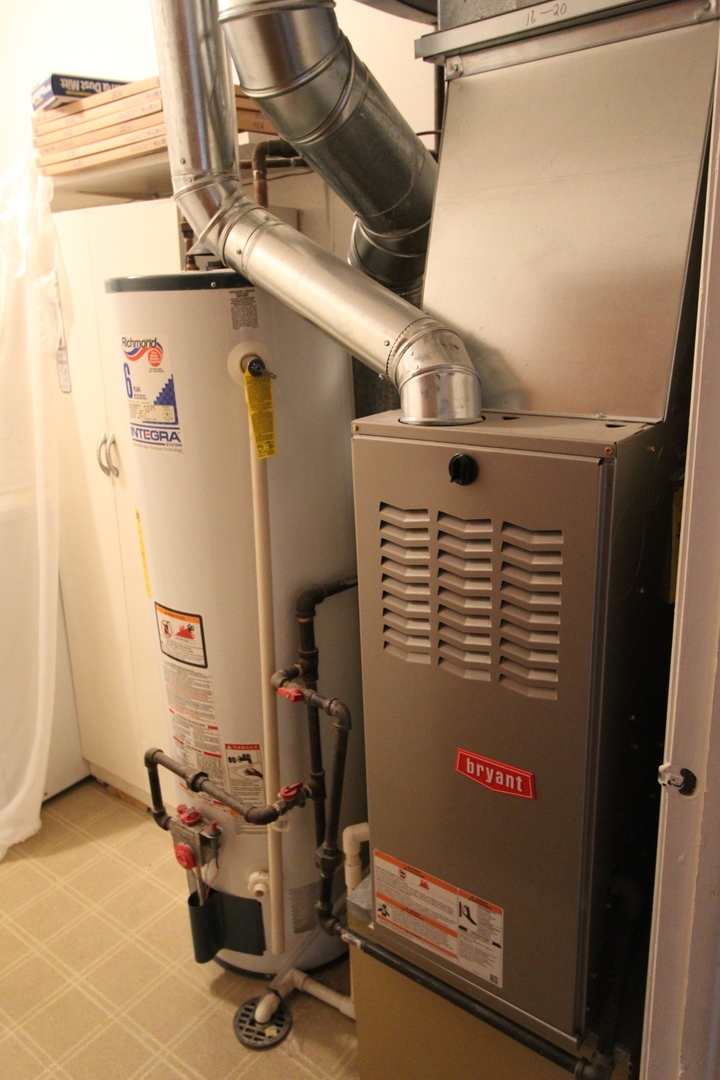 1082 Hunter Drive Elgin, IL 60120 - Photo 13 of 18