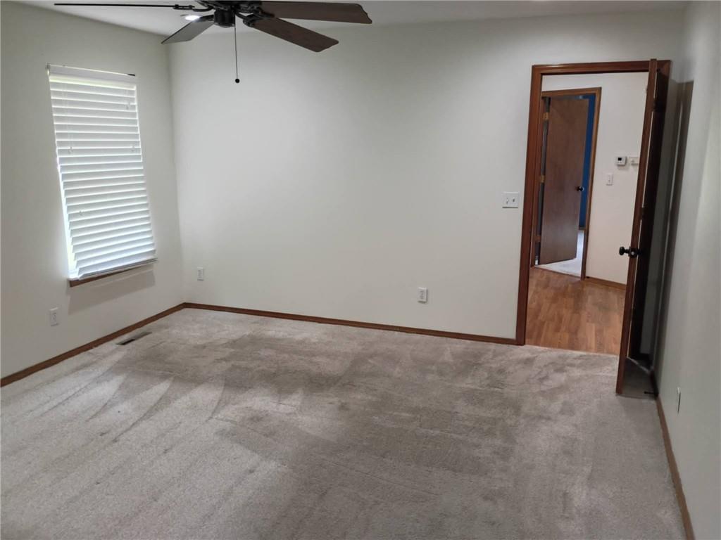 509 Wilson Street Frontenac, KS 66763 - Photo 14 of 29