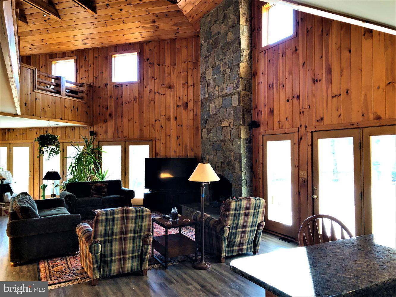 12401 Beall Spring Road Potomac, MD 20854 - Photo 15 of 28