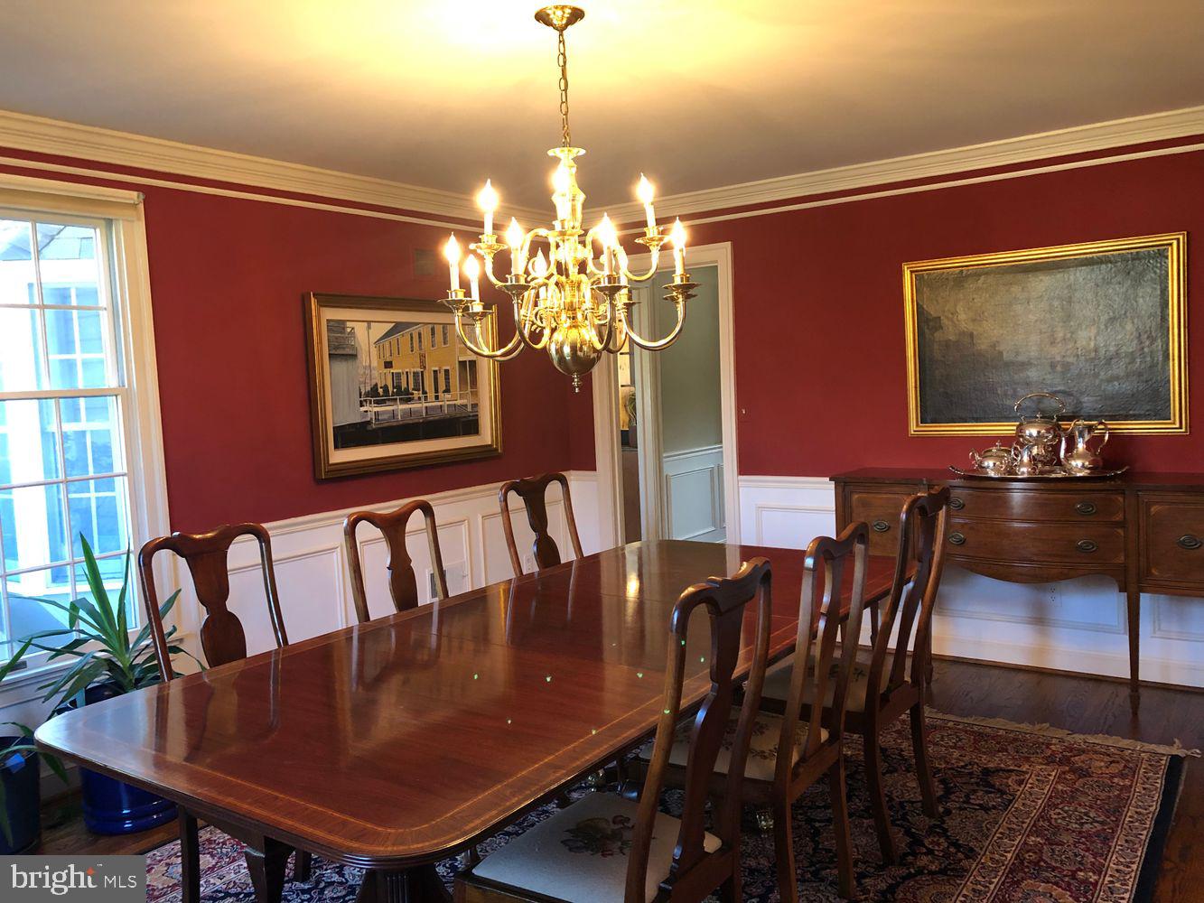 12401 Beall Spring Road Potomac, MD 20854 - Photo 7 of 28