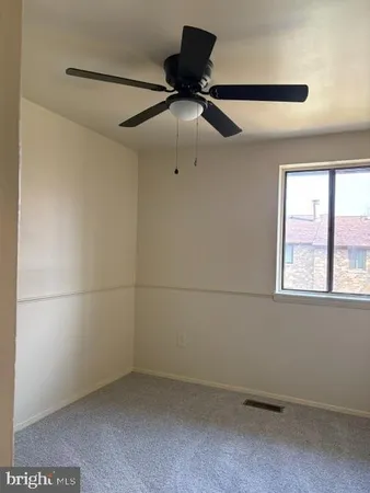 $370,000 | 6976 Knighthood Lane, Columbia, MD 21045