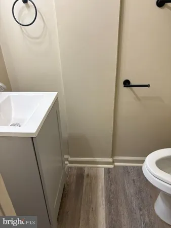 $370,000 | 6976 Knighthood Lane, Columbia, MD 21045