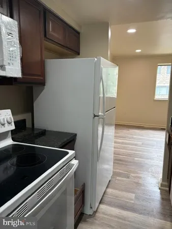 $370,000 | 6976 Knighthood Lane, Columbia, MD 21045