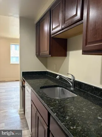 $370,000 | 6976 Knighthood Lane, Columbia, MD 21045