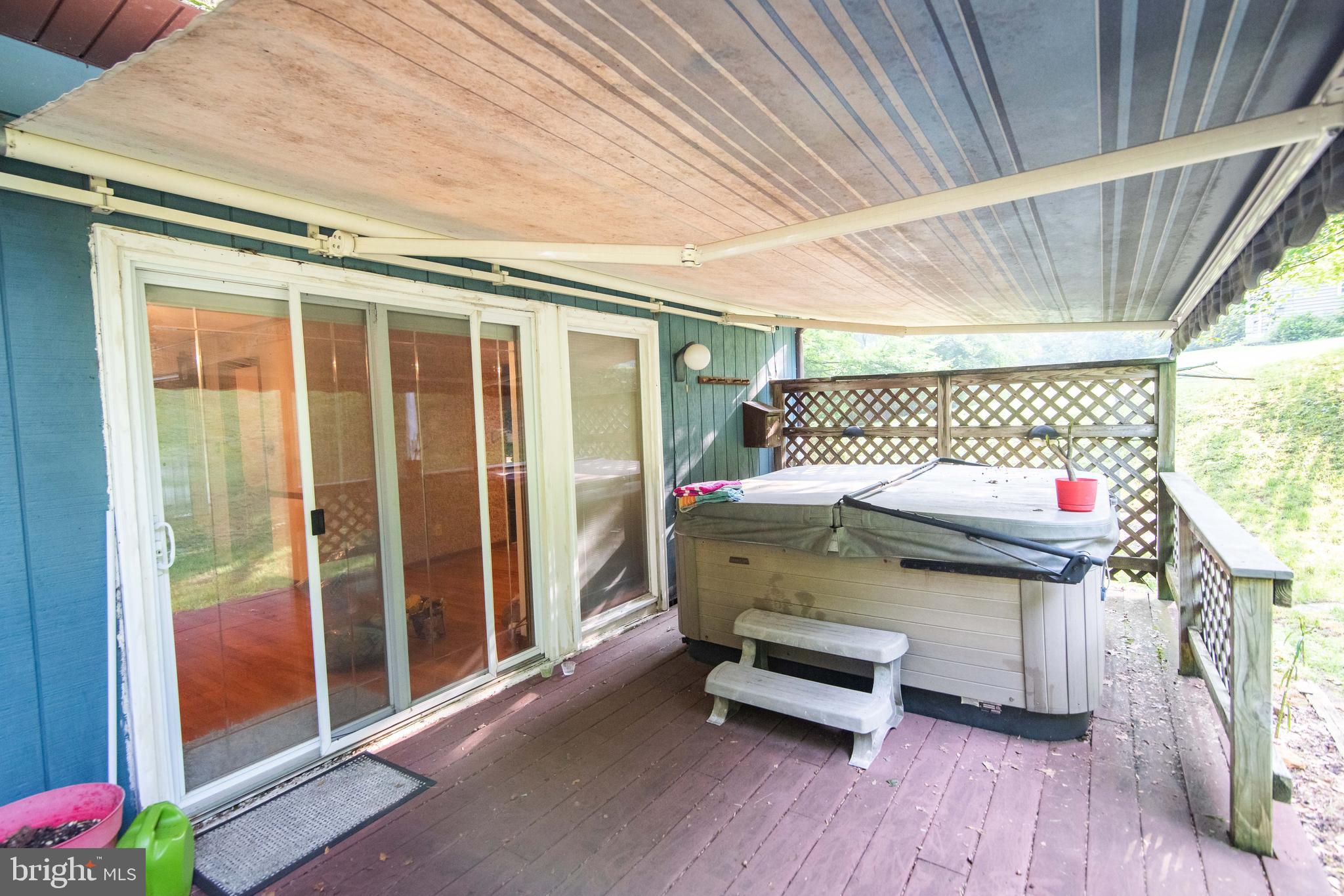 990 Quarry Road Gap, PA 17527 - Photo 11 of 62 Hot tub