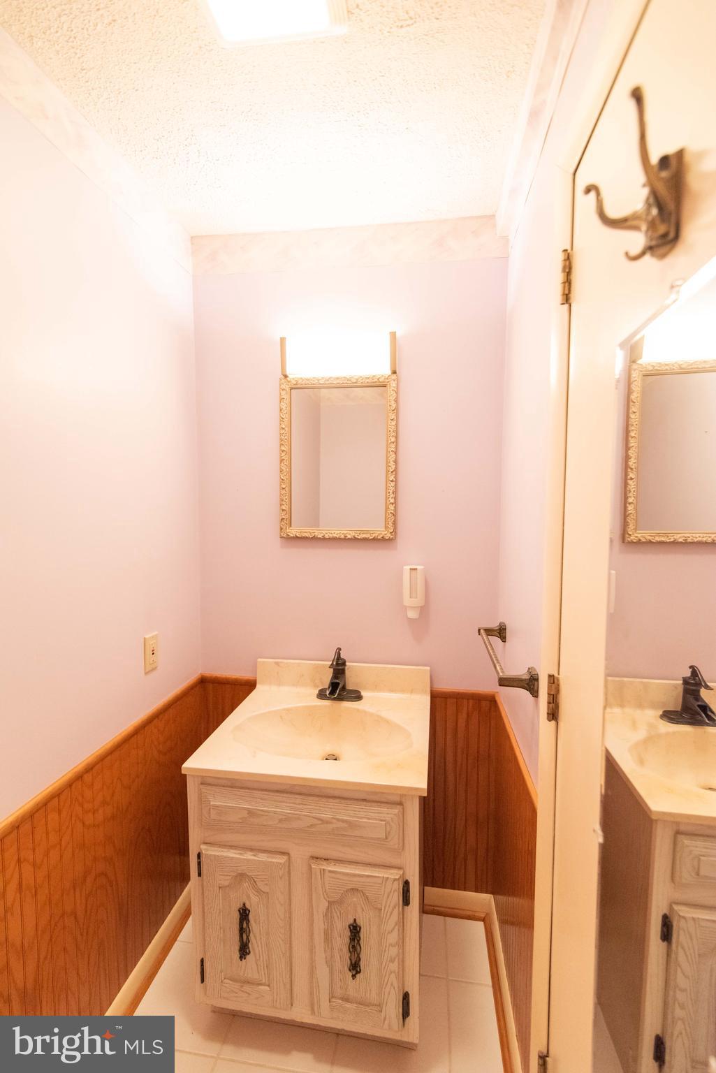 990 Quarry Road Gap, PA 17527 - Photo 27 of 62 Half bath