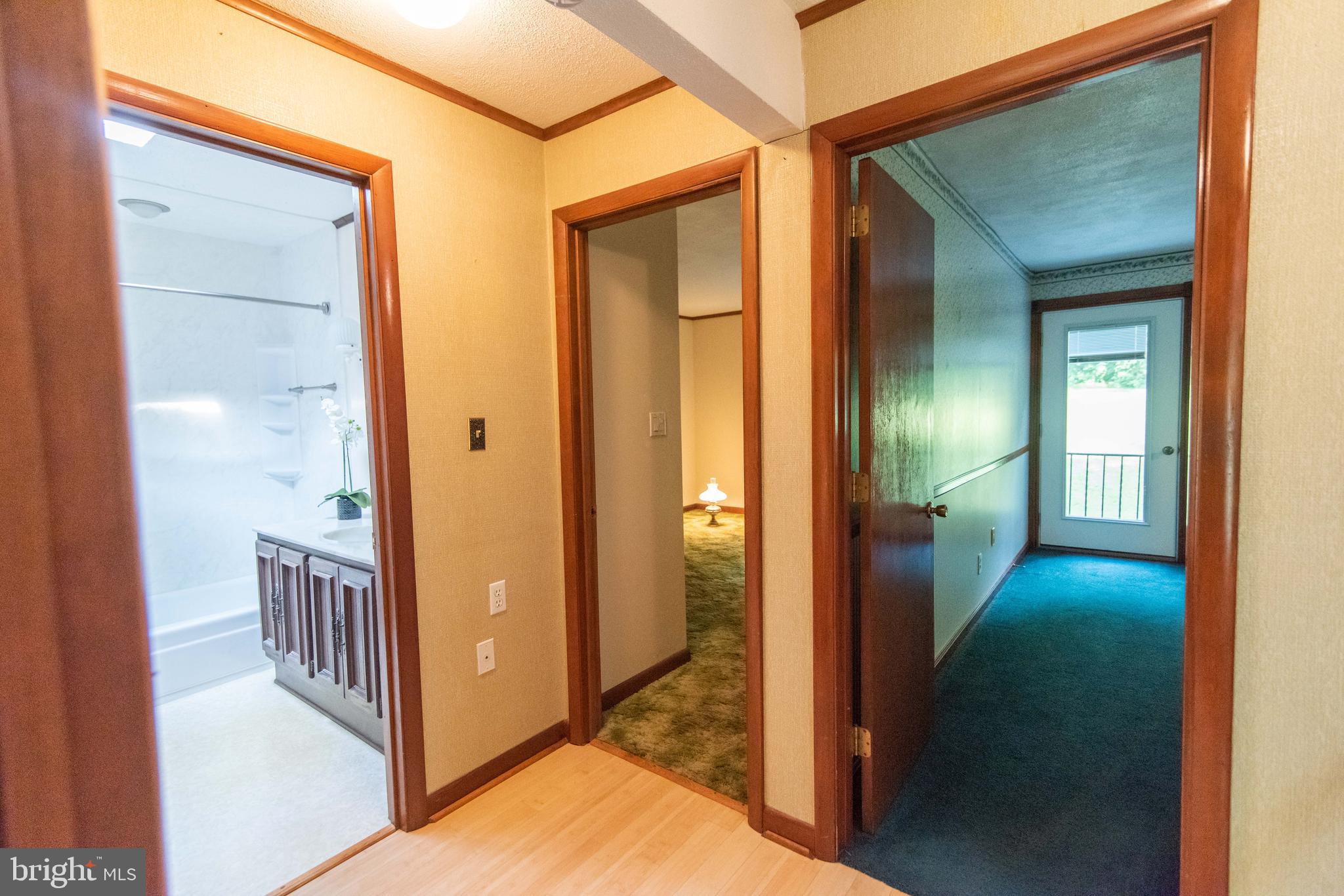 990 Quarry Road Gap, PA 17527 - Photo 38 of 62 Second floor foyer