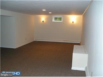 805 Markham Place Springfield, PA 19064 - Photo 4 of 12