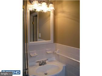 805 Markham Place Springfield, PA 19064 - Photo 8 of 12