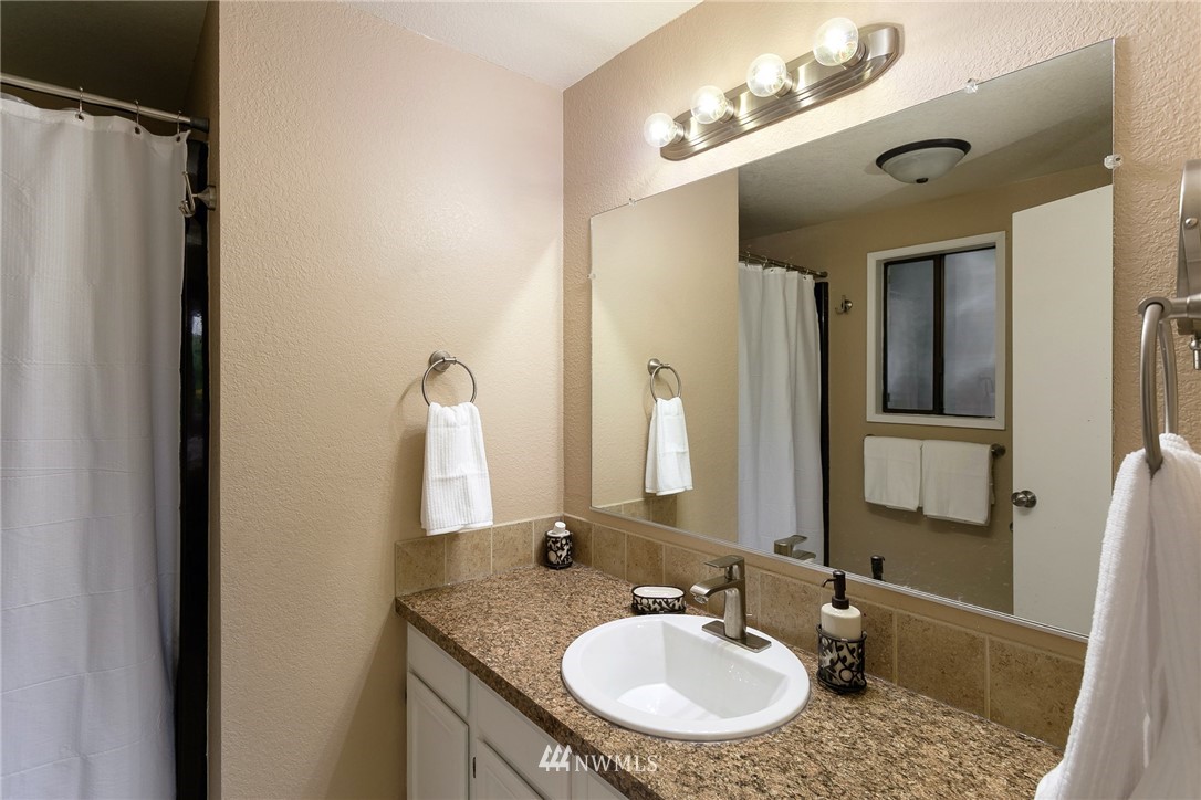 363 West Pole Road Lynden, WA 98264 - Photo 12 of 25