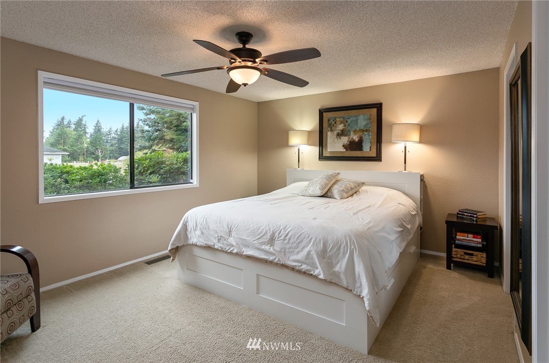 363 West Pole Road Lynden, WA 98264 - Photo 10 of 25