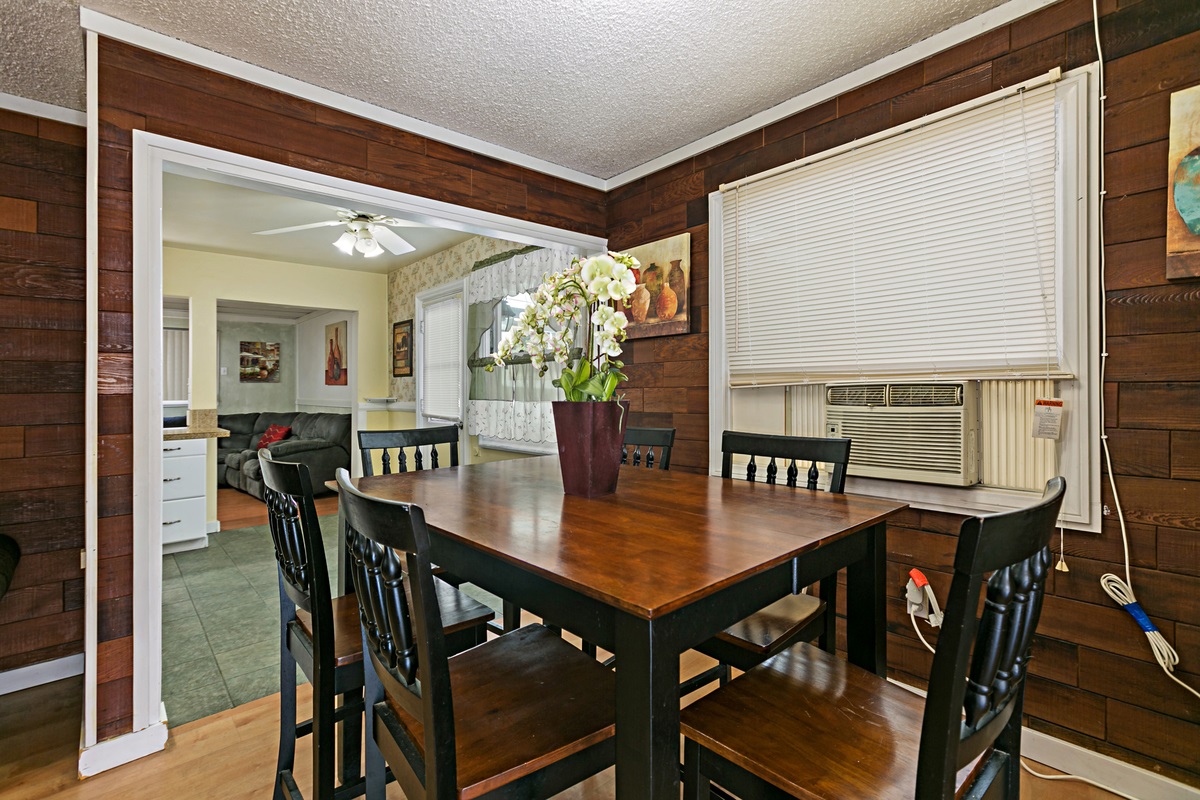 13837 Powers Road Poway, CA 92064 - Photo 7 of 24