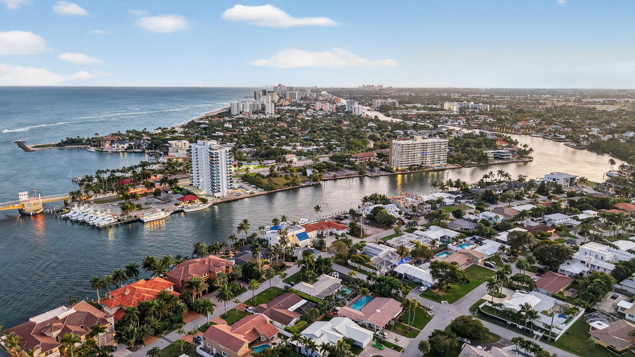 2755 Northeast 28th Avenue, Unit E2 Lighthouse Point, FL 33064 - Photo 55 of 62 68-web-or-mls-DJI_20260127181451_0654_D