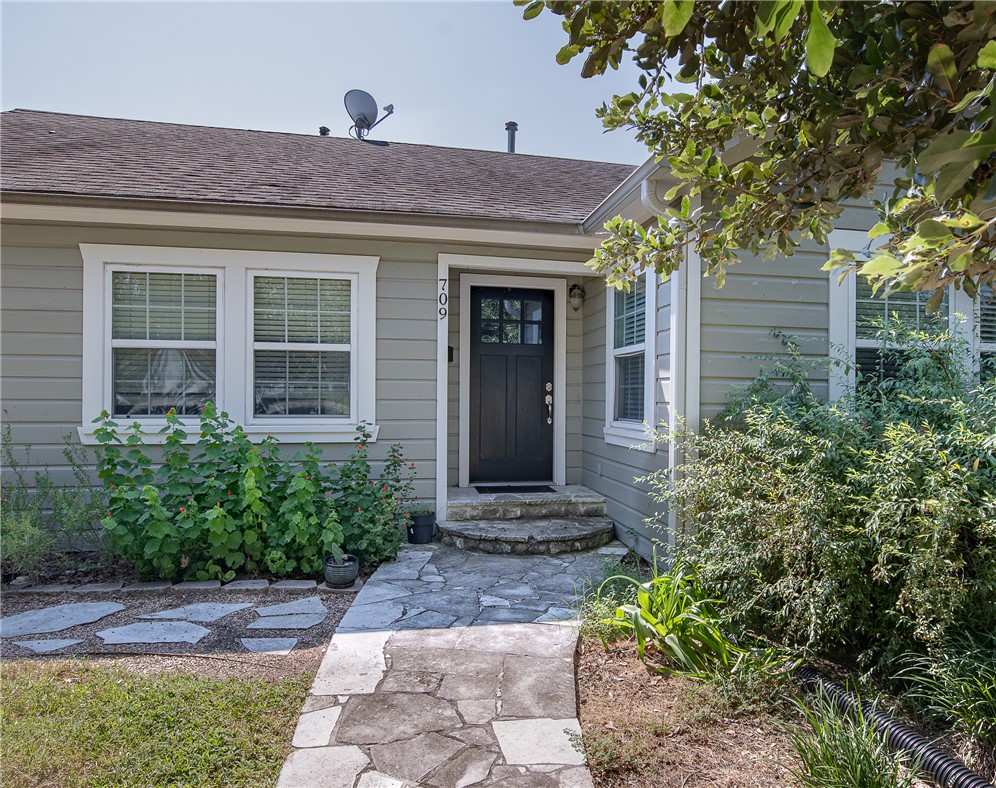 709 Inwood Drive Bryan, TX 77802 - Photo 2 of 23 Front Porch