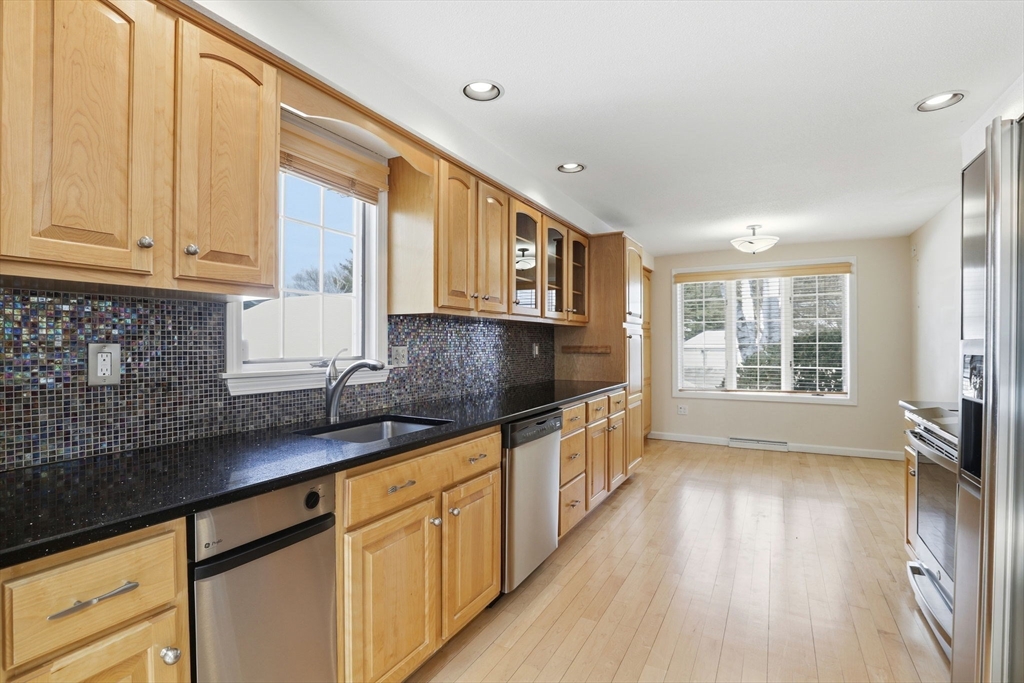 20 Bellingham Court, Unit 20 Middleton, MA 01949 - Photo 8 of 42