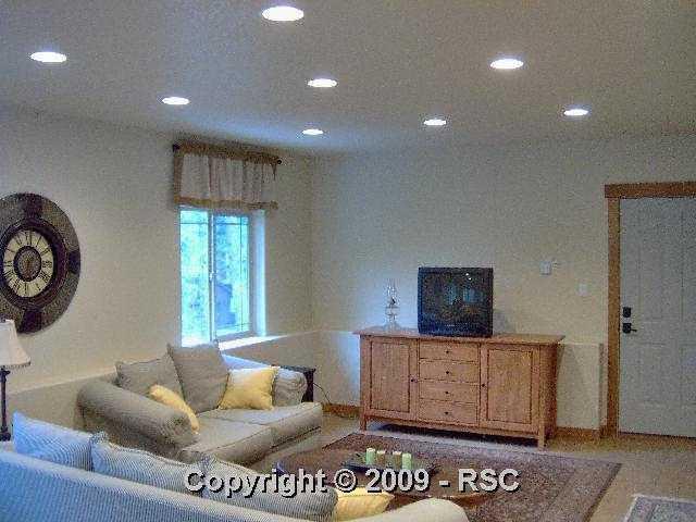 5151 Neeper Valley Road Manitou Springs, CO 80829 - Photo 9 of 15 Gallery Image 9