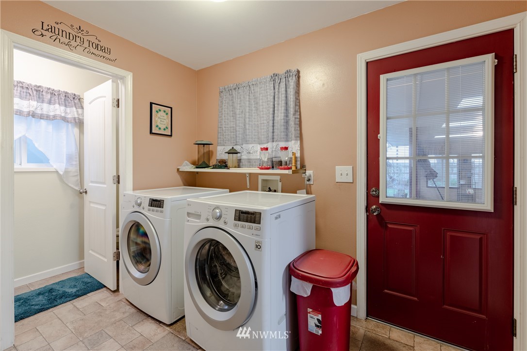 909 Cowlitz Road Centralia, WA 98531 - Photo 13 of 30 Gallery Image 13