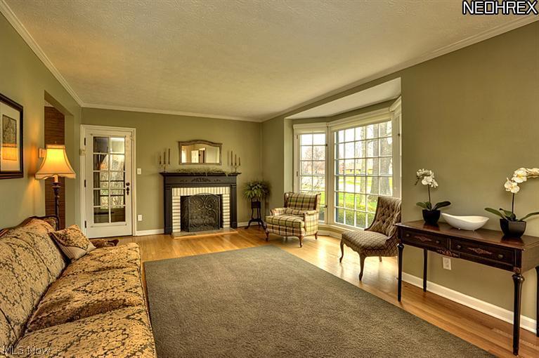 19254 North Sagamore Road Fairview Park, OH 44126 - Photo 4 of 22