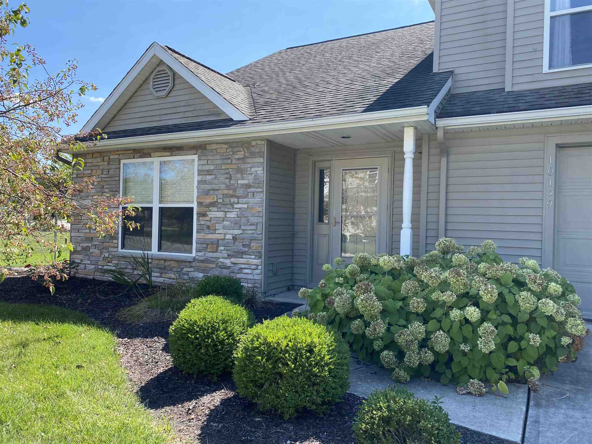 10129 Oak Trail Road Fort Wayne, IN 46825 - Photo 1 of 30 Gallery Image 1
