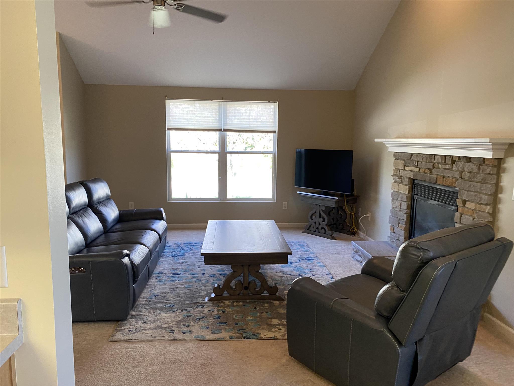 10129 Oak Trail Road Fort Wayne, IN 46825 - Photo 11 of 30 Gallery Image 11