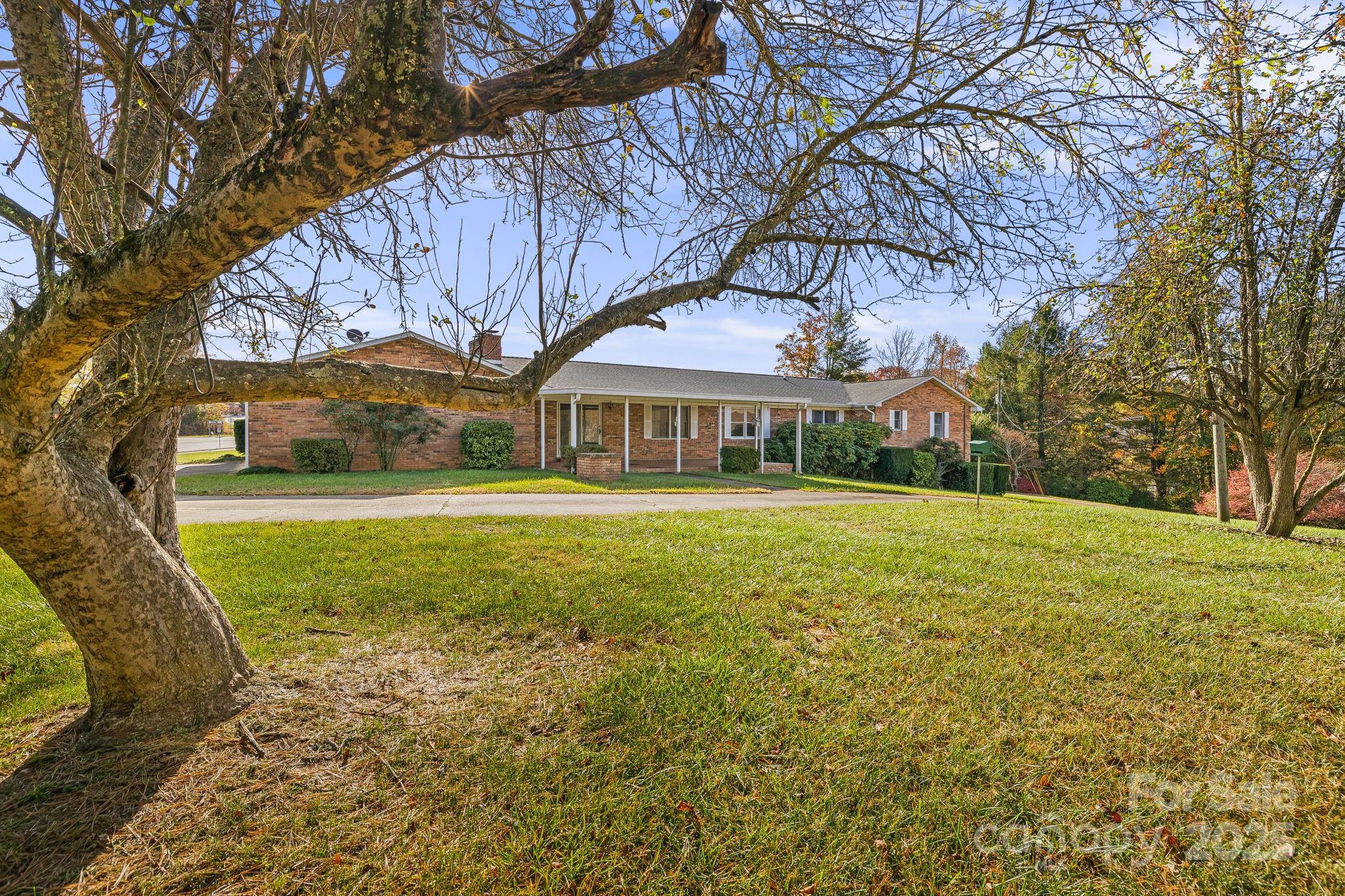 7 Brookshire Road Leicester, NC 28748 - Photo 44 of 48