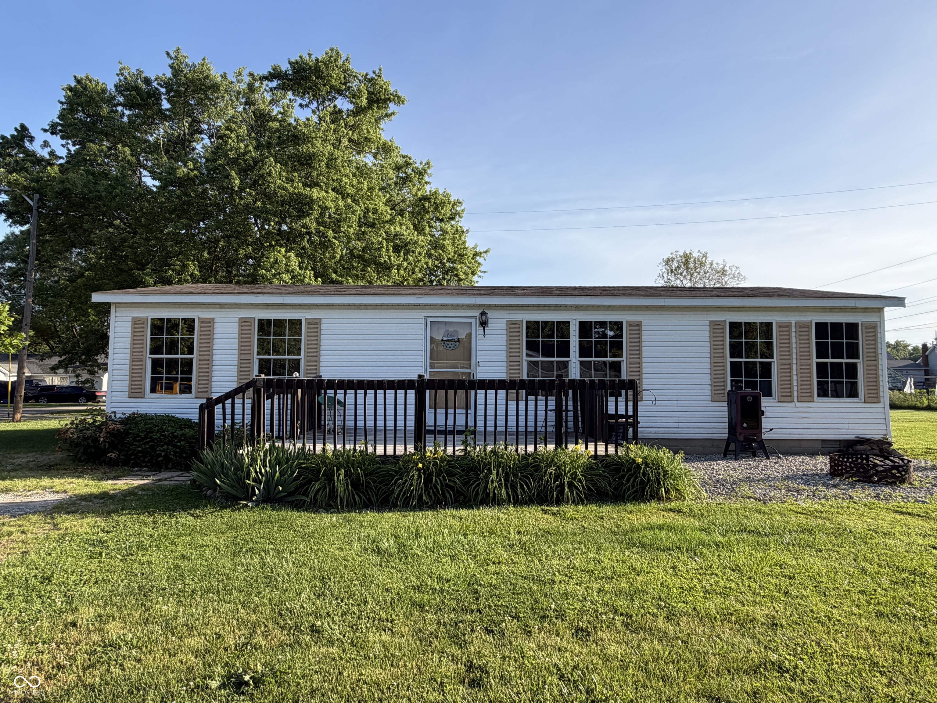 212 West Delaware Street Shirley, IN 47384 - Photo 1 of 5