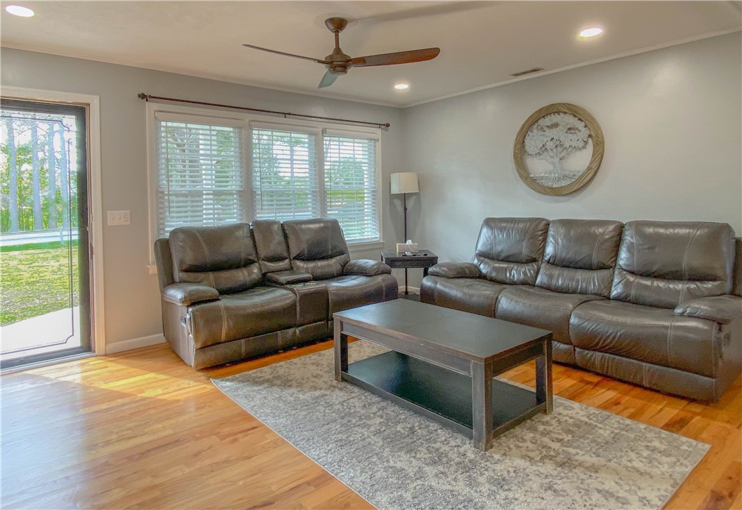 687 Pickett Post Road Walhalla, SC 29691 - Photo 8 of 44 Gallery Image 8