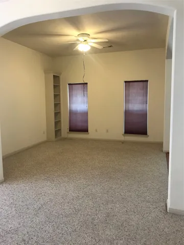 $2,800 | 2429 Chantilly Lane, Conroe, TX 77384