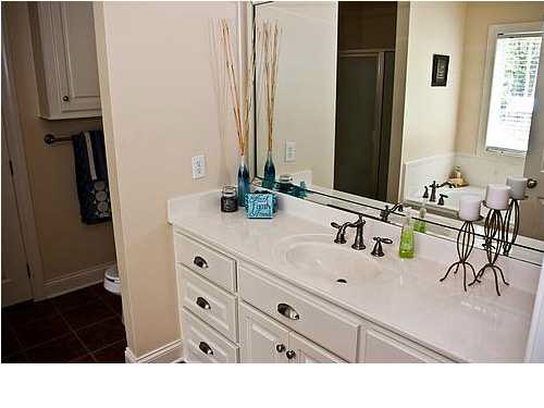 15000 Midway Road Terry, MS 39170 - Photo 18 of 25 Master bathroom