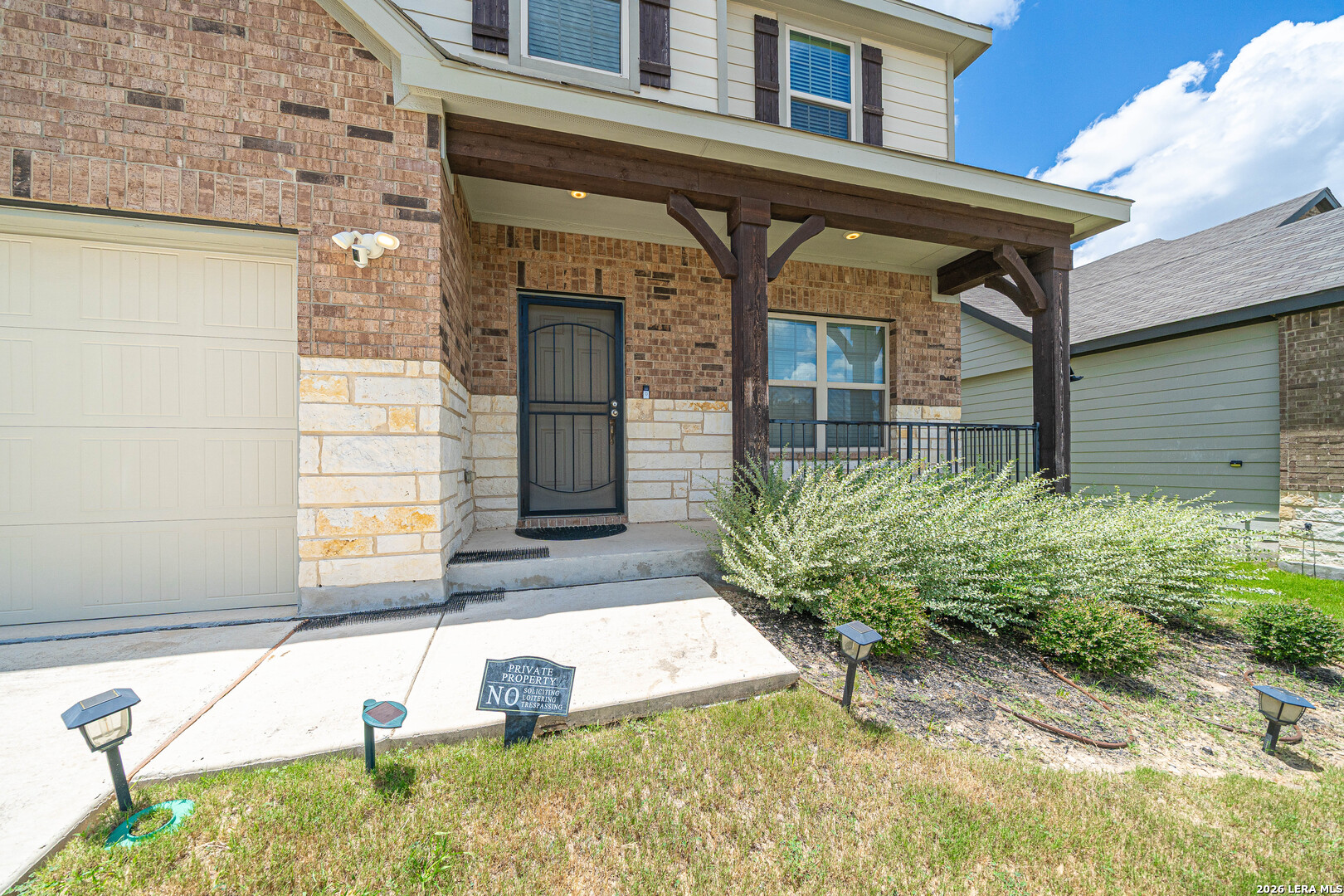 6831 Alaskan Way Converse, TX 78109 - Photo 2 of 40