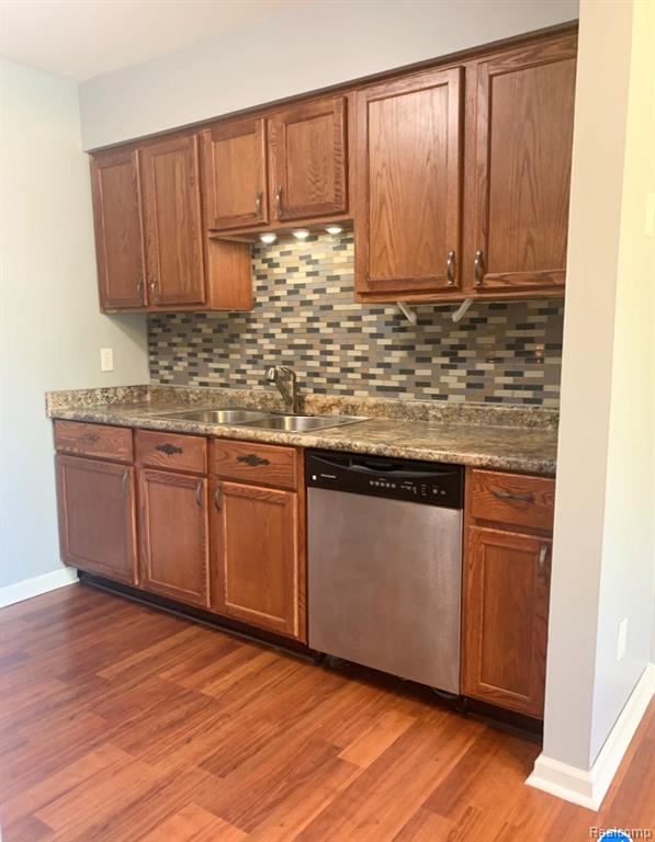 311 West Highland Road, Unit 5 Howell, MI 48843 - Photo 11 of 16