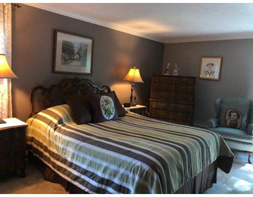 33 Fay Road Dedham, MA 02026 - Photo 13 of 30 Gallery Image 13