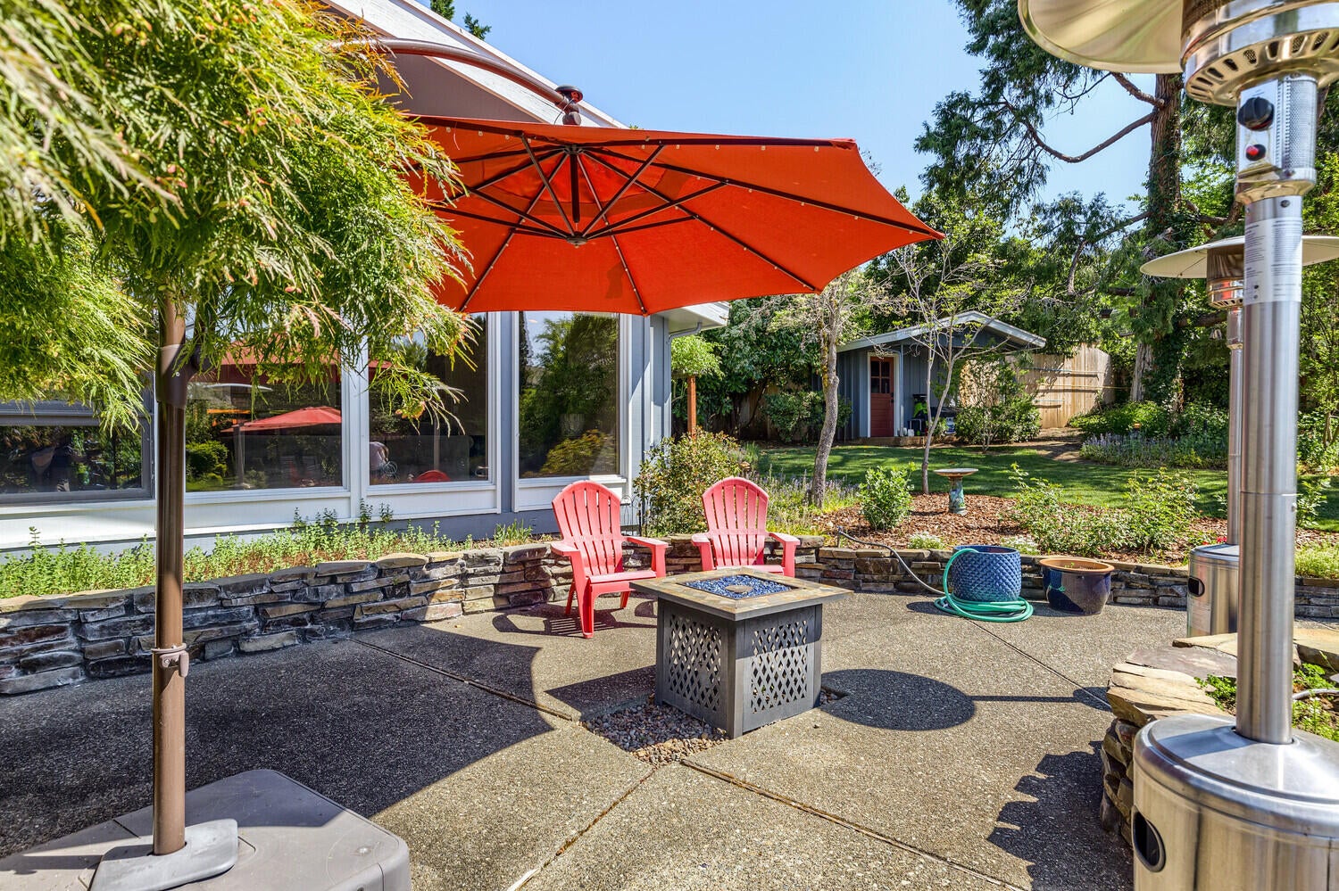 2395 Scoville Road Grants Pass, OR 97526 - Photo 9 of 101 10
