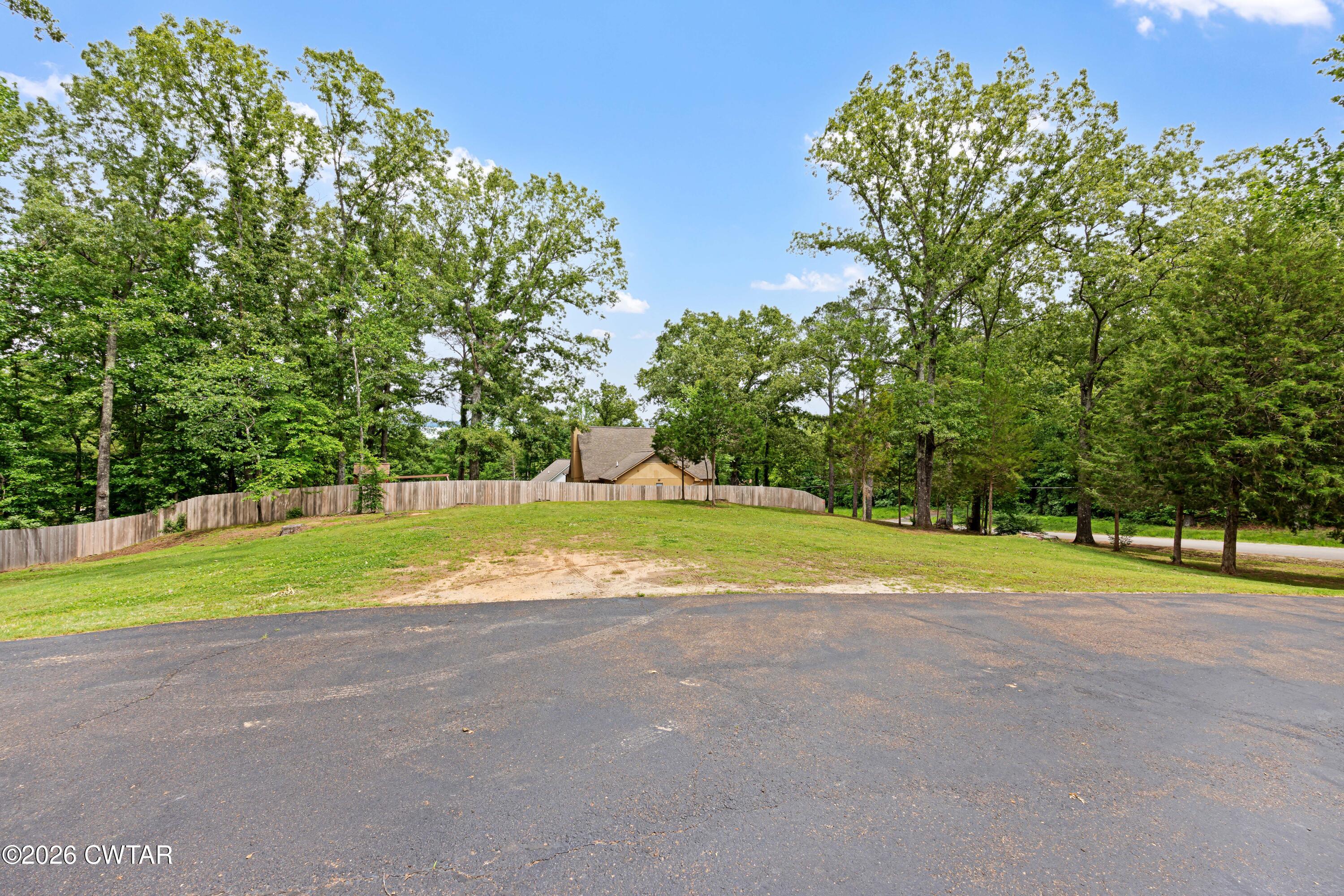 37 Springview Drive Jackson, TN 38305 - Photo 6 of 31 EN4A3355