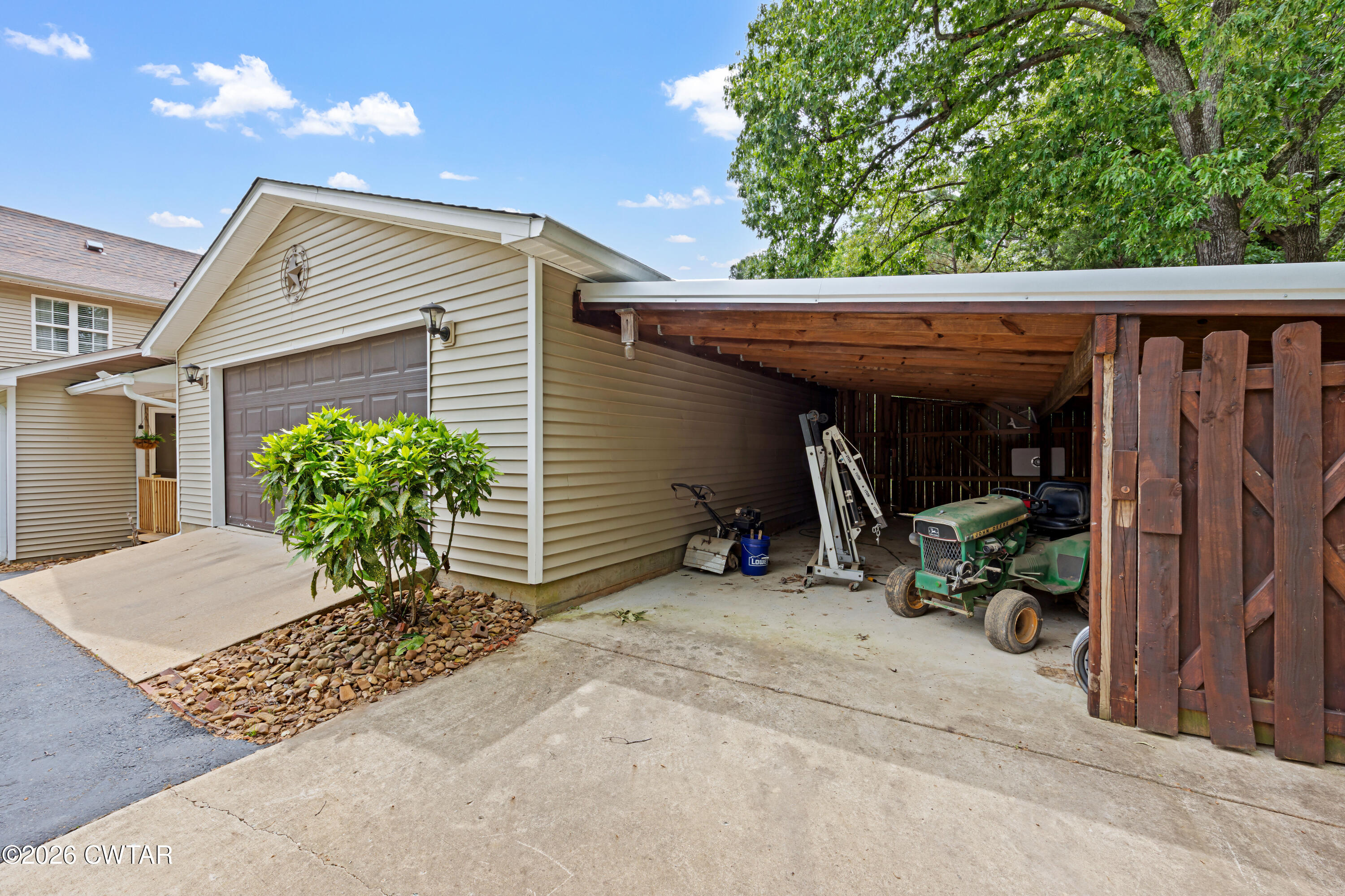 37 Springview Drive Jackson, TN 38305 - Photo 7 of 31 EN4A3360