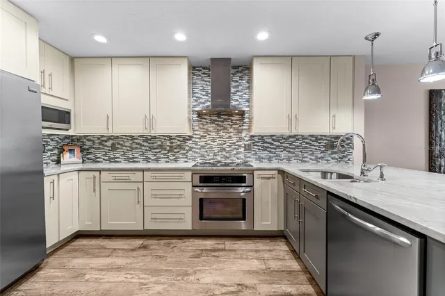 $899,000 | 128 Marcdale Boulevard, Indian Rocks Beach, FL 33785