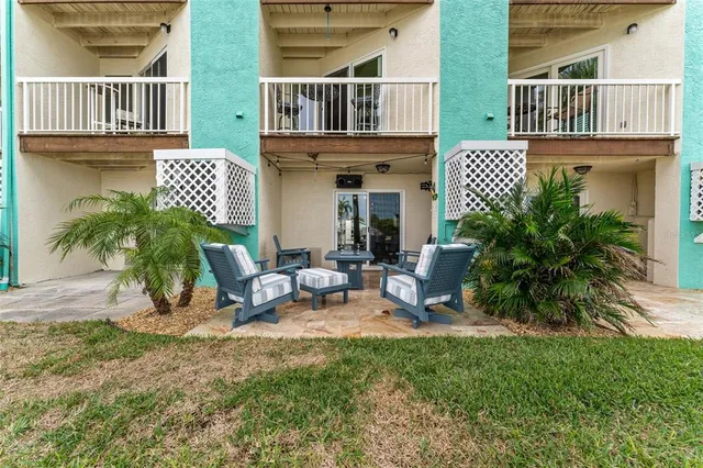 $899,000 | 128 Marcdale Boulevard, Indian Rocks Beach, FL 33785