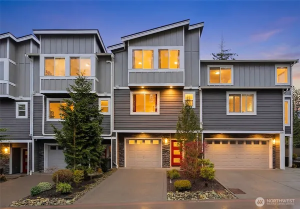 $610,000 | 1916 78th Place Southeast, Everett, WA 98203