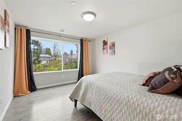 $610,000 | 1916 78th Place Southeast, Everett, WA 98203
