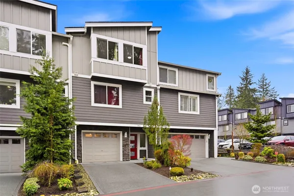 $610,000 | 1916 78th Place Southeast, Everett, WA 98203