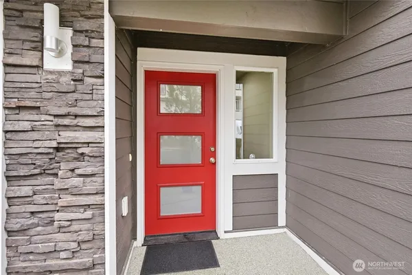 $610,000 | 1916 78th Place Southeast, Everett, WA 98203