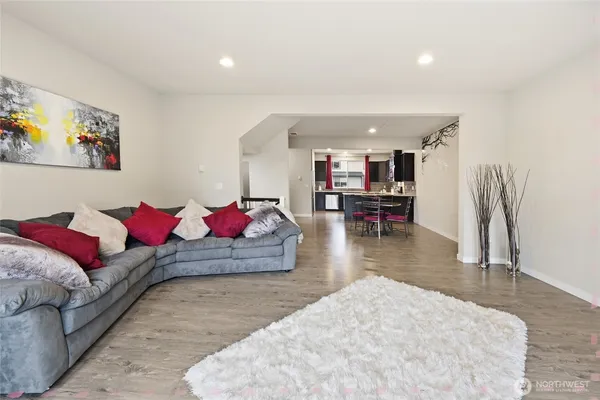 $610,000 | 1916 78th Place Southeast, Everett, WA 98203