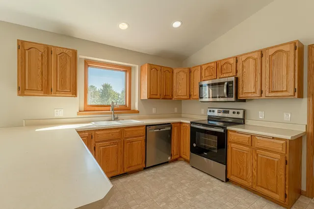 $725,000 | N9560 County Hwy CC, Belleville, WI 53508