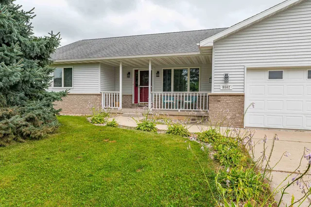 $725,000 | N9560 County Hwy CC, Belleville, WI 53508